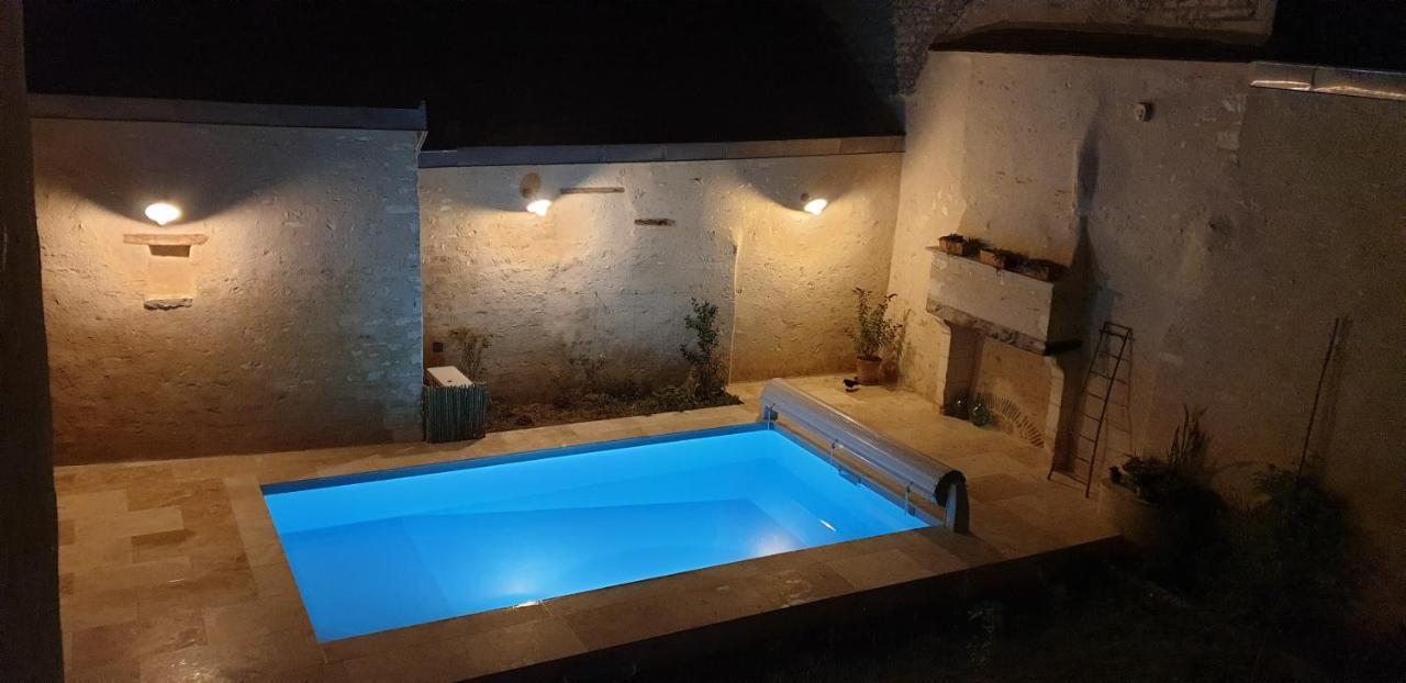 La Croix Au Maitre Hotel Coulanges-la-Vineuse Екстериор снимка